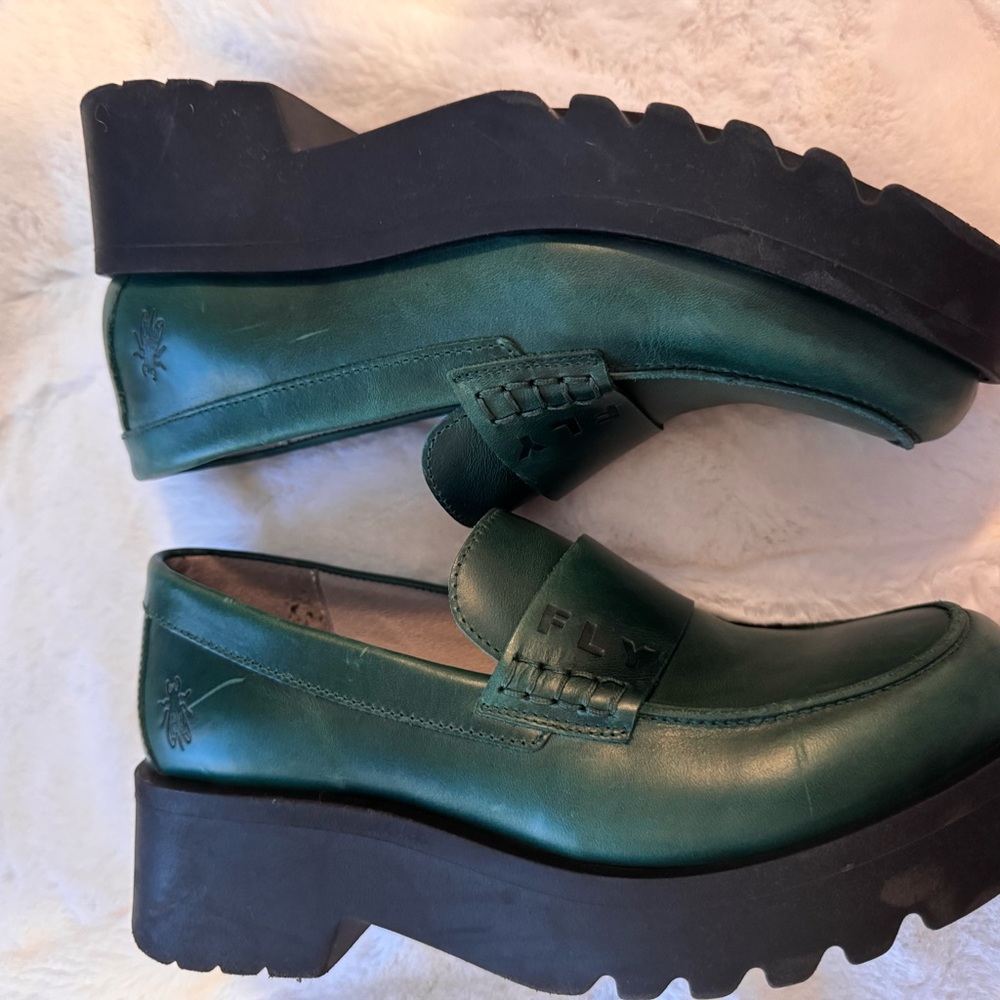 Fly London Women’s Loafers in Shamrock Green - Picture 3 of 6